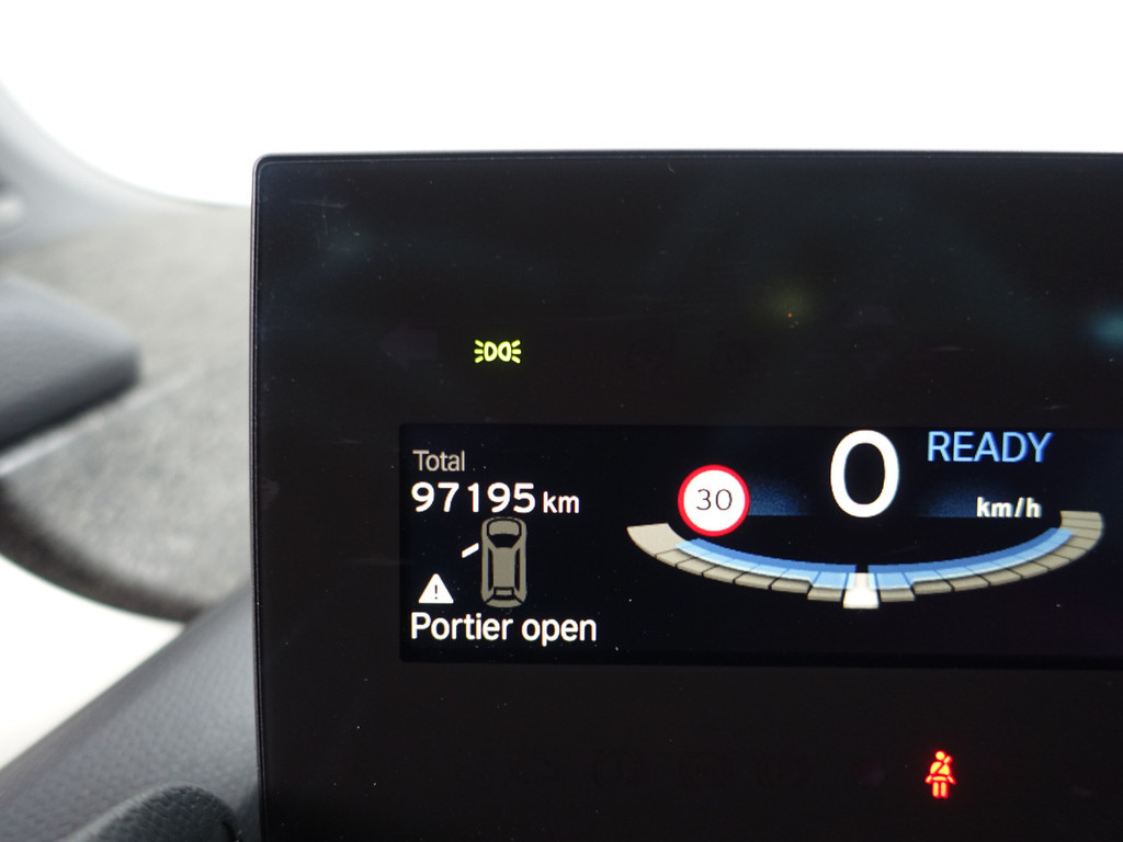 
								BMW i3 Basis iPerformance 94Ah 33 kWh M Sport- Panoramadak, Harman Kardon, Camera, Navi, Xenon Led, Stoelverwarming vol									