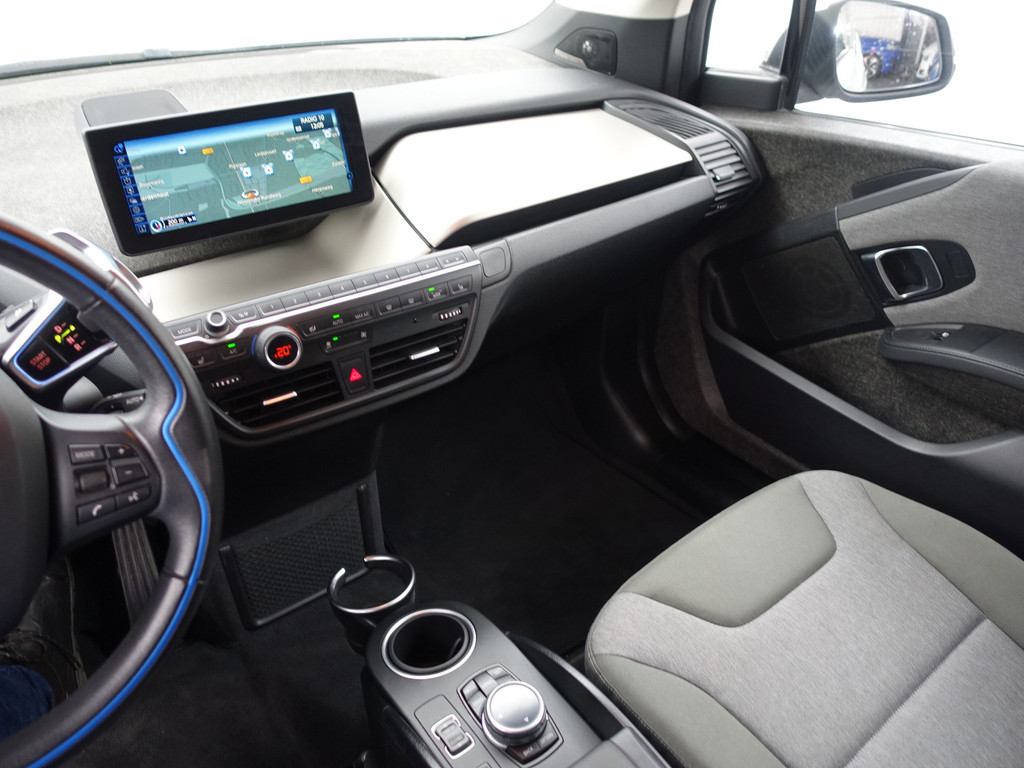 
								BMW i3 Basis High Executive 22 kWh Aut- Harman Kardon, Xenon Led, Camera, Navi, Stoelverwarming vol									