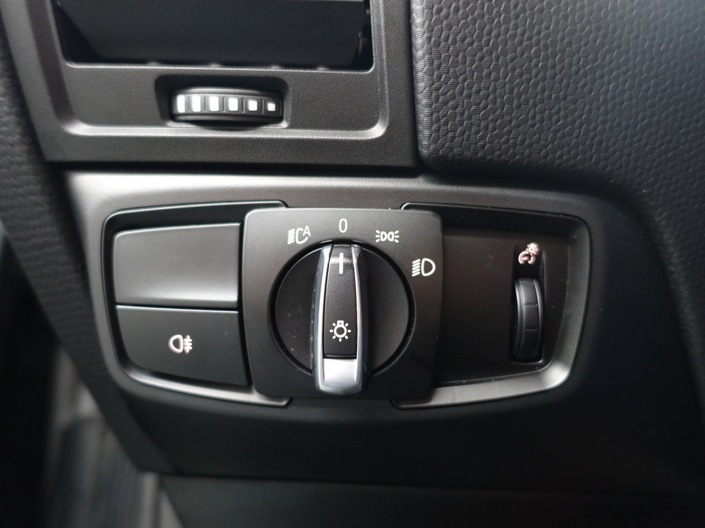 
								BMW i3 Basis High Executive 22 kWh Aut- Harman Kardon, Xenon Led, Camera, Navi, Stoelverwarming vol									