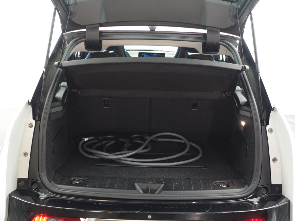 
								BMW i3 Basis High Executive 22 kWh Aut- Harman Kardon, Xenon Led, Camera, Navi, Stoelverwarming vol									