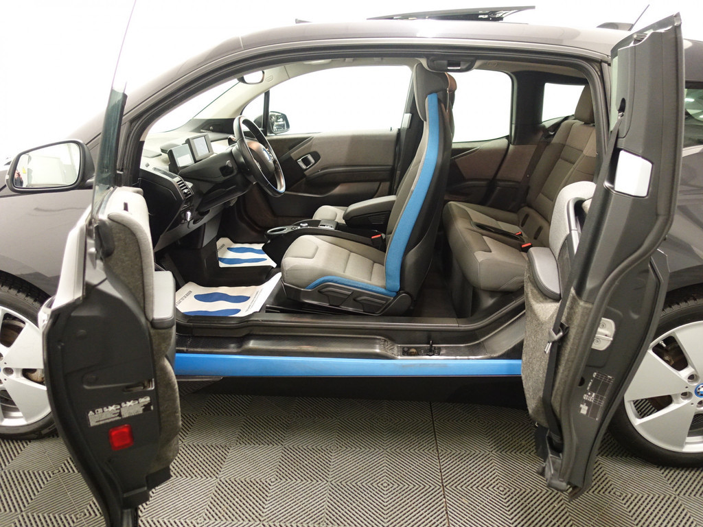 
BMW i3 Vol Elektrisch 170pk Aut- Panodak, Harman Kardon, Xenon Led, Park Assist, Dynamic Select vol									