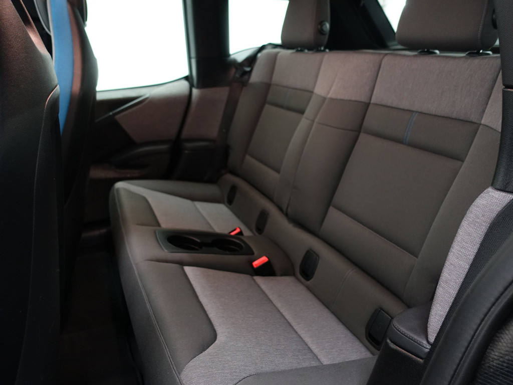 
BMW i3 Vol Elektrisch 170pk Aut- Panodak, Harman Kardon, Xenon Led, Park Assist, Dynamic Select vol									