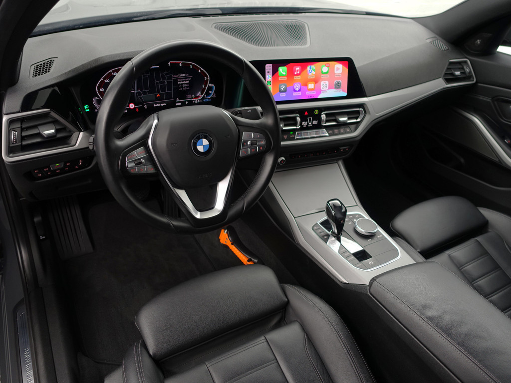 
BMW 3-serie 330e eDrive M Sport Aut- Harman Kardon, CarPlay, 360 Camera, Sport Leder Interieur, Virtual Cockpit, Xenon Led vol									