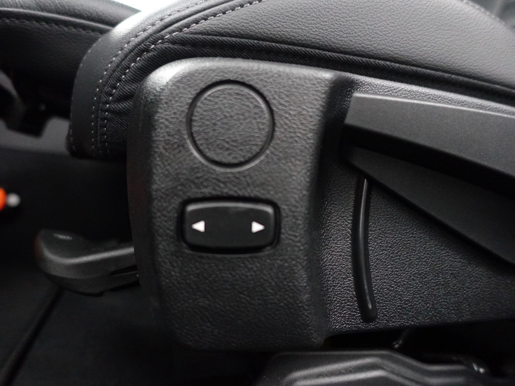 
BMW 3-serie 330e eDrive M Sport Aut- Harman Kardon, CarPlay, 360 Camera, Sport Leder Interieur, Virtual Cockpit, Xenon Led vol									