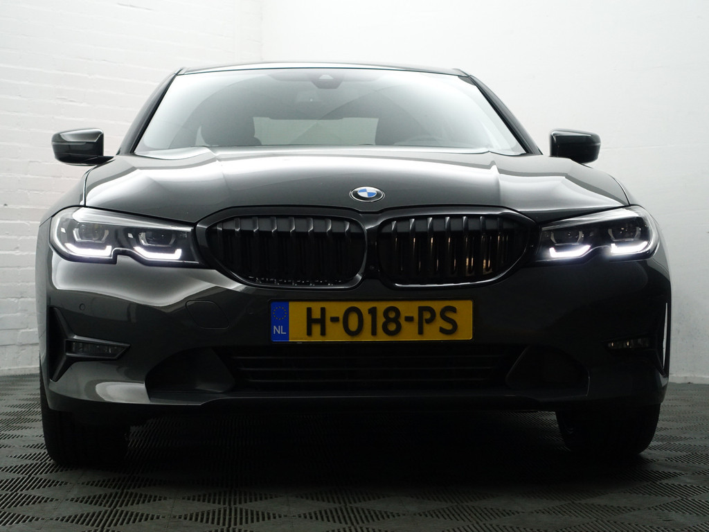 
BMW 3-serie 330e eDrive M Sport Aut- Harman Kardon, CarPlay, 360 Camera, Sport Leder Interieur, Virtual Cockpit, Xenon Led vol									