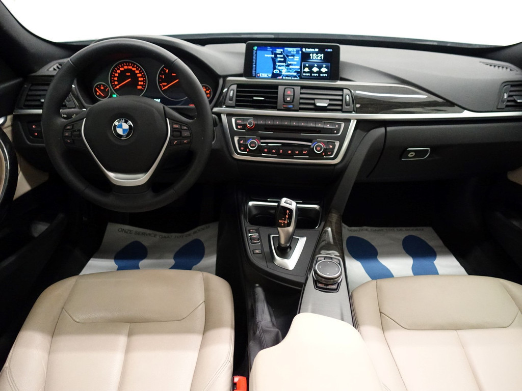 
BMW 3-serie Gran Turismo 320i M Sport Aut- Panoramadak, Sport Leder, Xenon Led, Head up, Memory vol									