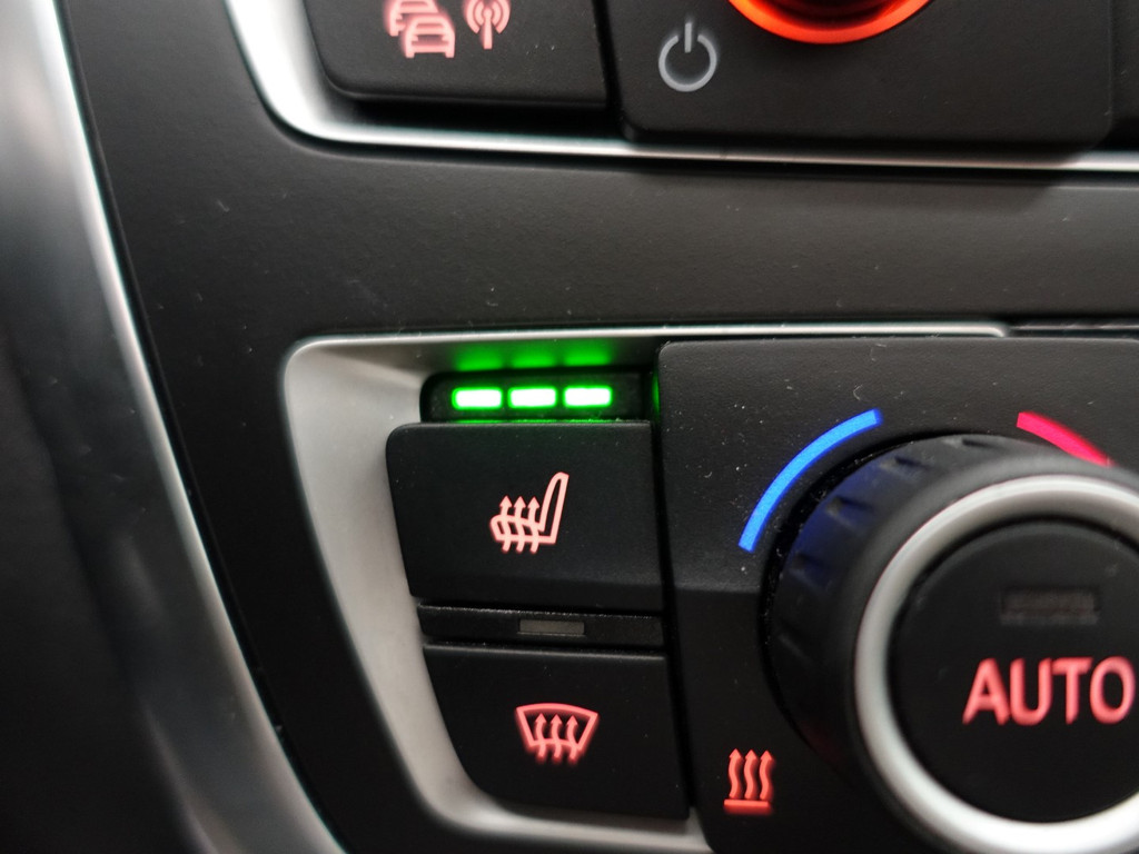 
BMW 3-serie Gran Turismo 320i M Sport Aut- Panoramadak, Sport Leder, Xenon Led, Head up, Memory vol									