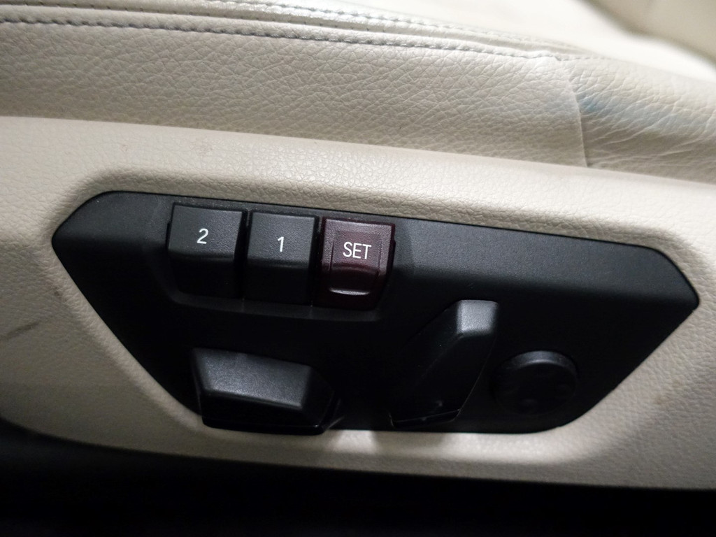 
BMW 3-serie Gran Turismo 320i M Sport Aut- Panoramadak, Sport Leder, Xenon Led, Head up, Memory vol									