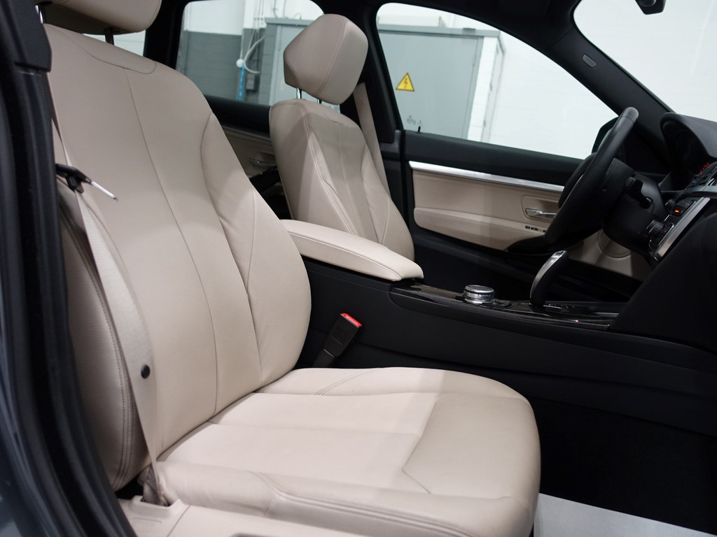 
BMW 3-serie Gran Turismo 320i M Sport Aut- Panoramadak, Sport Leder, Xenon Led, Head up, Memory vol									