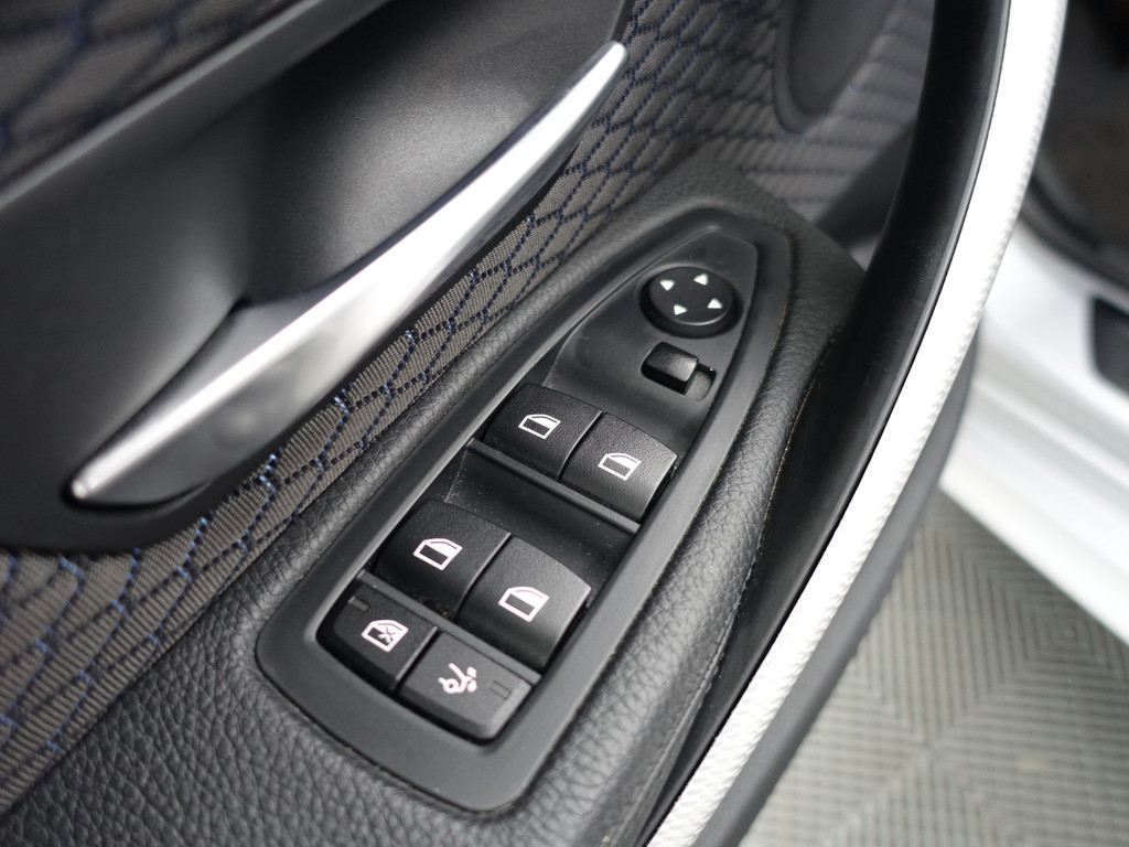 
BMW 3-serie Gran Turismo 320i 184Pk M Performance Aut- Panodak, Xenon Led, Sfeerverlichting, Alcantara Sport Interieur, Dynamic Select vol									