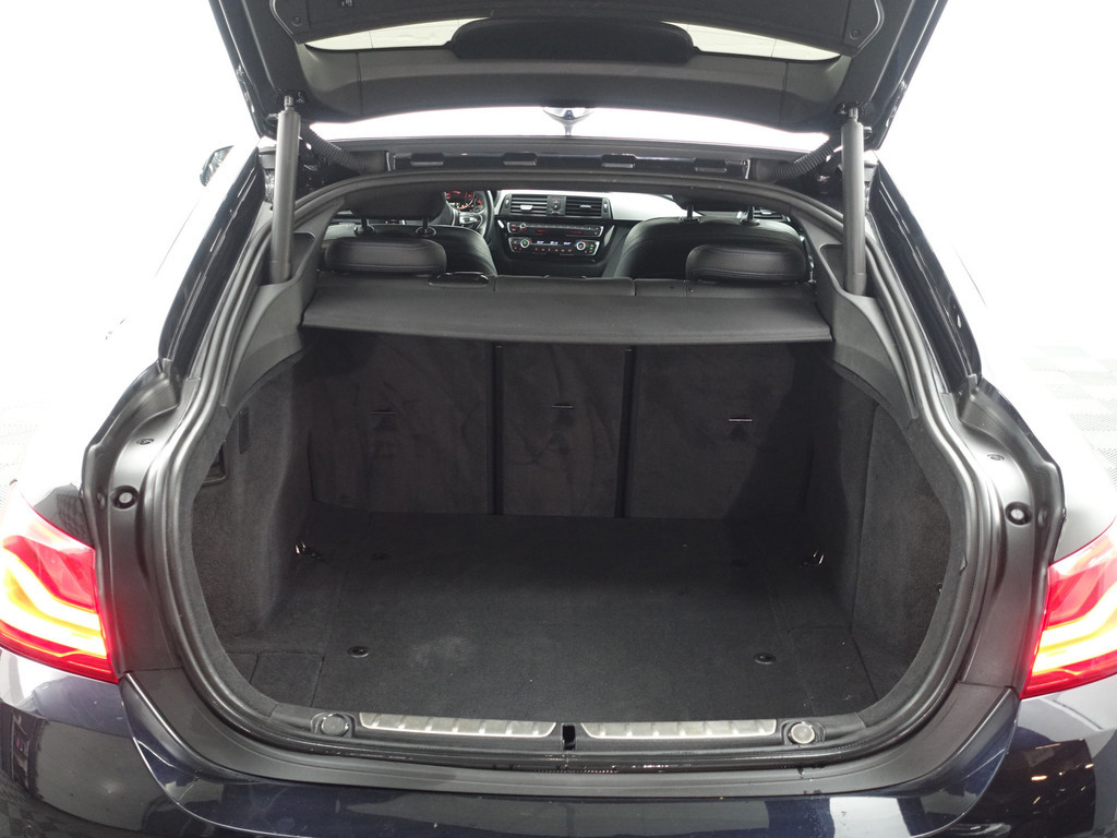 
								BMW 4 Serie Gran Coupé 420i M Performance Aut- Harman Kardon, Sport Leder, Camera, Xenon Led, Standkachel, Sfeerverlichting vol									