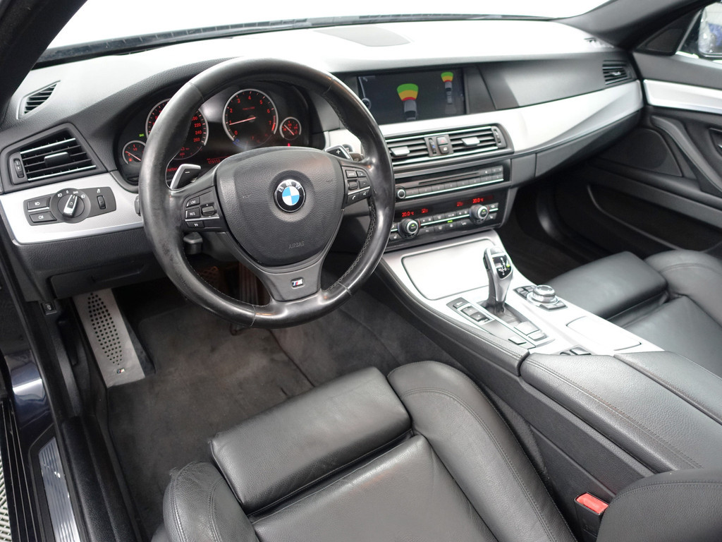 
								BMW 5 Serie Touring 520i 184Pk M Sport Aut- Panoramadak, Virtual Cockpit, Park Assist, Xenon Led, Navi vol									