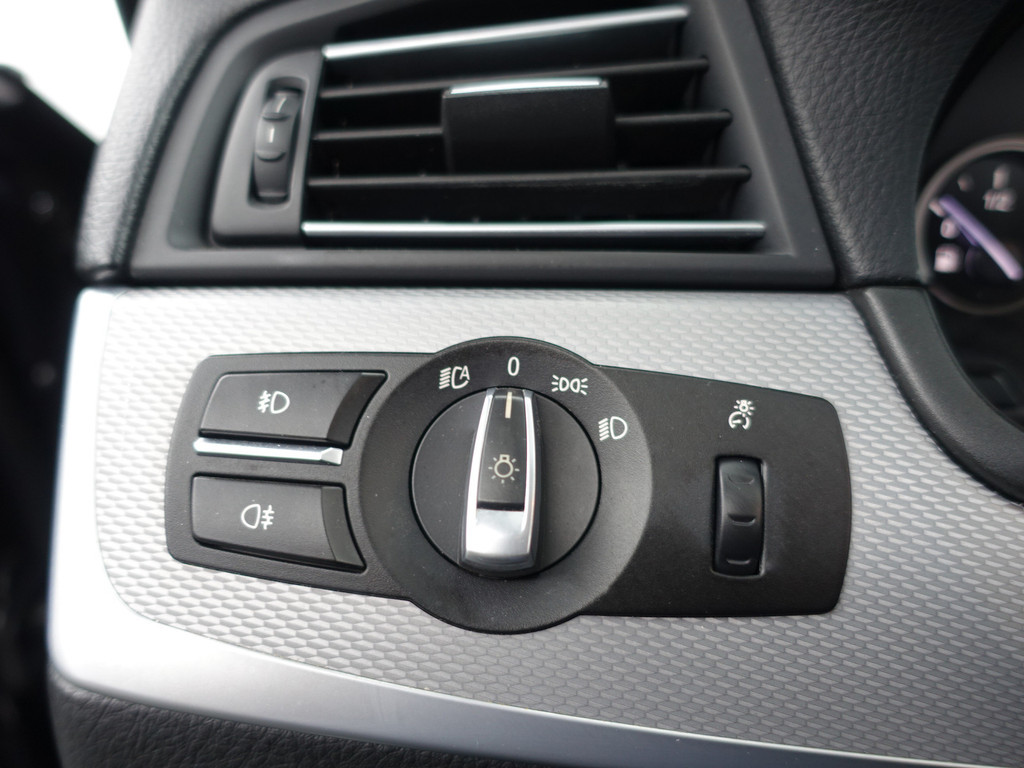 
								BMW 5 Serie Touring 520i 184Pk M Sport Aut- Panoramadak, Virtual Cockpit, Park Assist, Xenon Led, Navi vol									