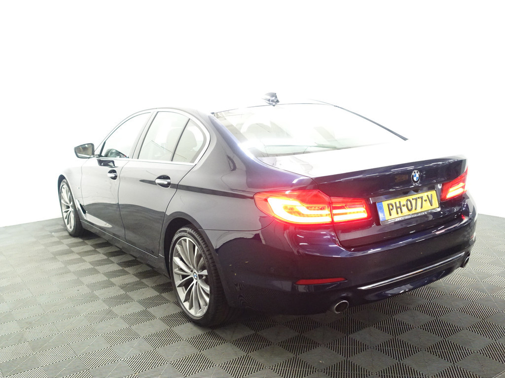 
BMW 5 Serie 530d M Sport Aut- Virtual Cockpit, Head up, Xenon Led, Memory, Harman Kardon vol									