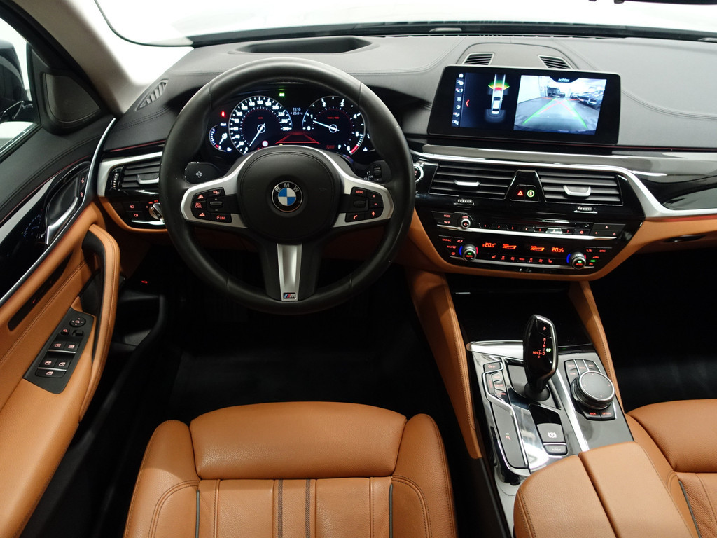 
BMW 5 Serie 530d M Sport Aut- Virtual Cockpit, Head up, Xenon Led, Memory, Harman Kardon vol									