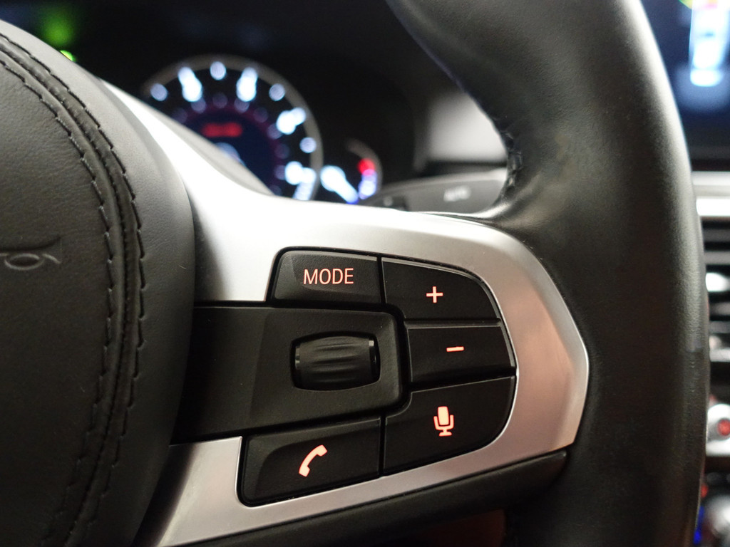 
BMW 5 Serie 530d M Sport Aut- Virtual Cockpit, Head up, Xenon Led, Memory, Harman Kardon vol									