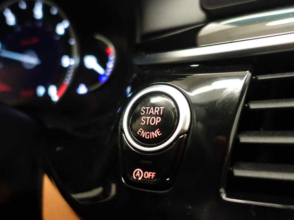 
BMW 5 Serie 530d M Sport Aut- Virtual Cockpit, Head up, Xenon Led, Memory, Harman Kardon vol									