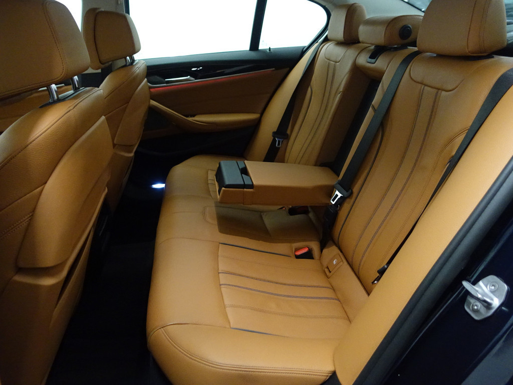 
BMW 5 Serie 530d M Sport Aut- Virtual Cockpit, Head up, Xenon Led, Memory, Harman Kardon vol									