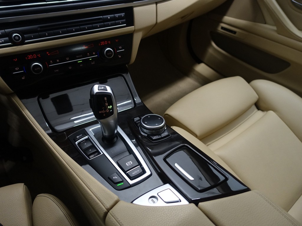
BMW 5 Serie 528i High Executive Iuxury Aut- Harman Kardon, Virtual Cockpit, Memory, Navi, Xenon Led, Clima vol									