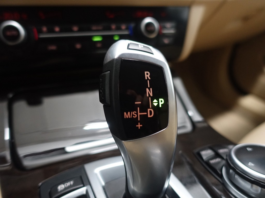 
BMW 5 Serie 528i High Executive Iuxury Aut- Harman Kardon, Virtual Cockpit, Memory, Navi, Xenon Led, Clima vol									