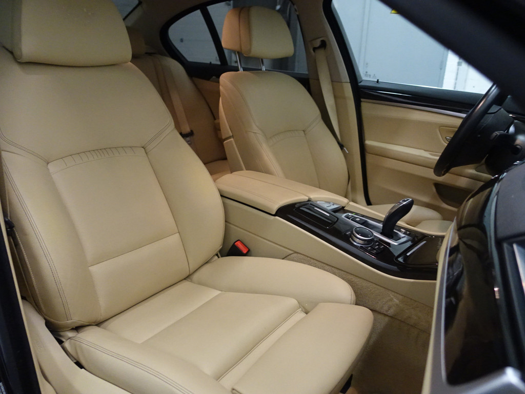 
BMW 5 Serie 528i High Executive Iuxury Aut- Harman Kardon, Virtual Cockpit, Memory, Navi, Xenon Led, Clima vol									