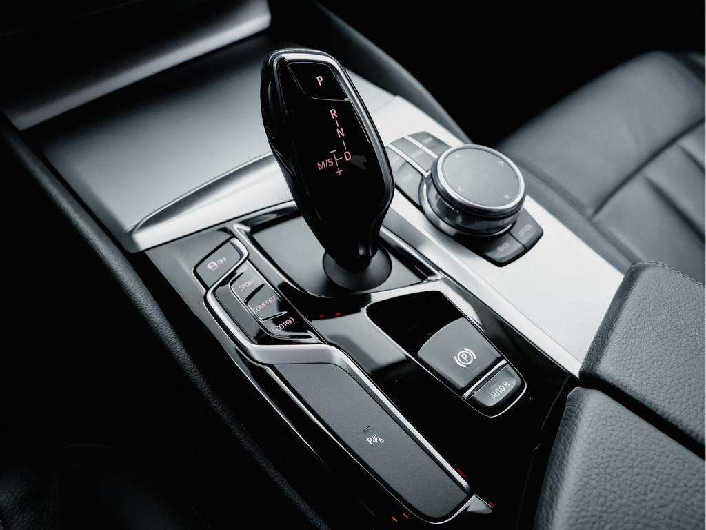 
								BMW 5 Serie 520D Sedan M Sport 191pk Aut- NAP 88dkm, Virtual Cockpit, Nappa Leder, Xenon led, Clima, Navi vol									