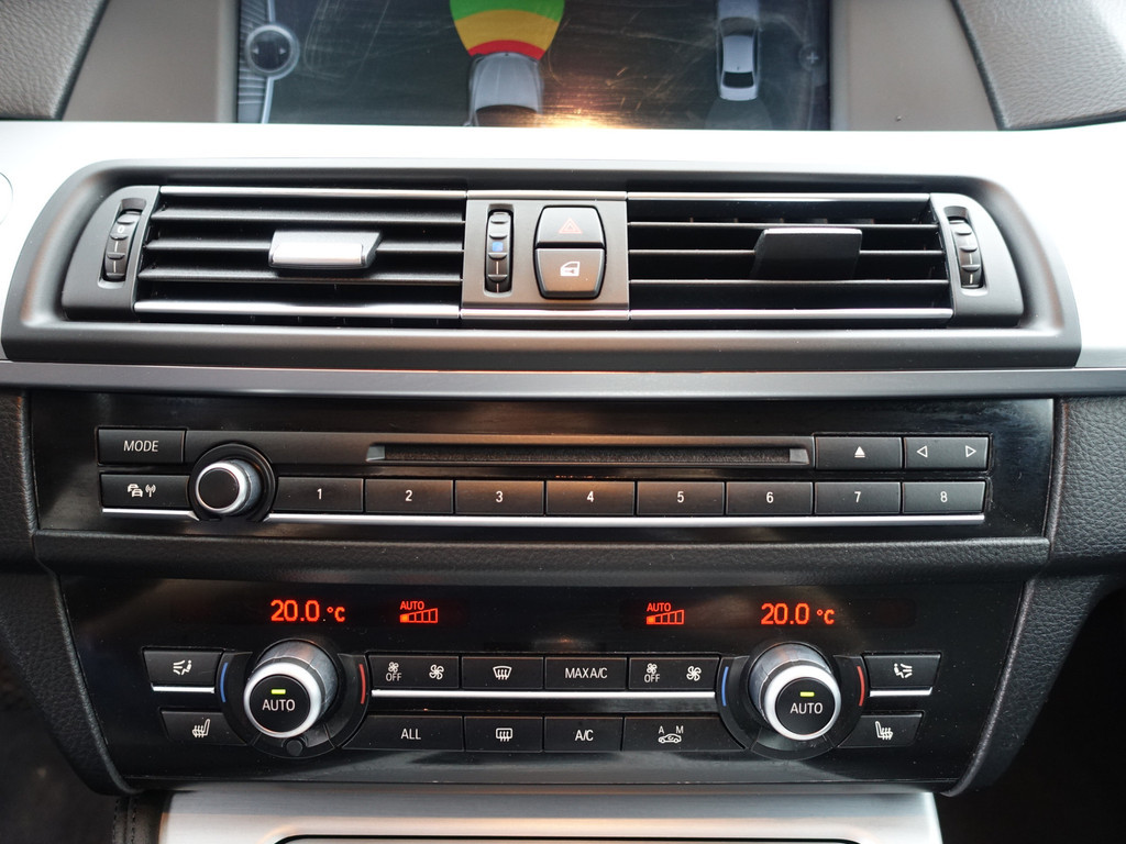 
BMW 5 Serie 520i M Sport Aut- Xenon Led, Stoelverwarming, Virtual Cockpit, Dynamic Select, Park Assist vol									