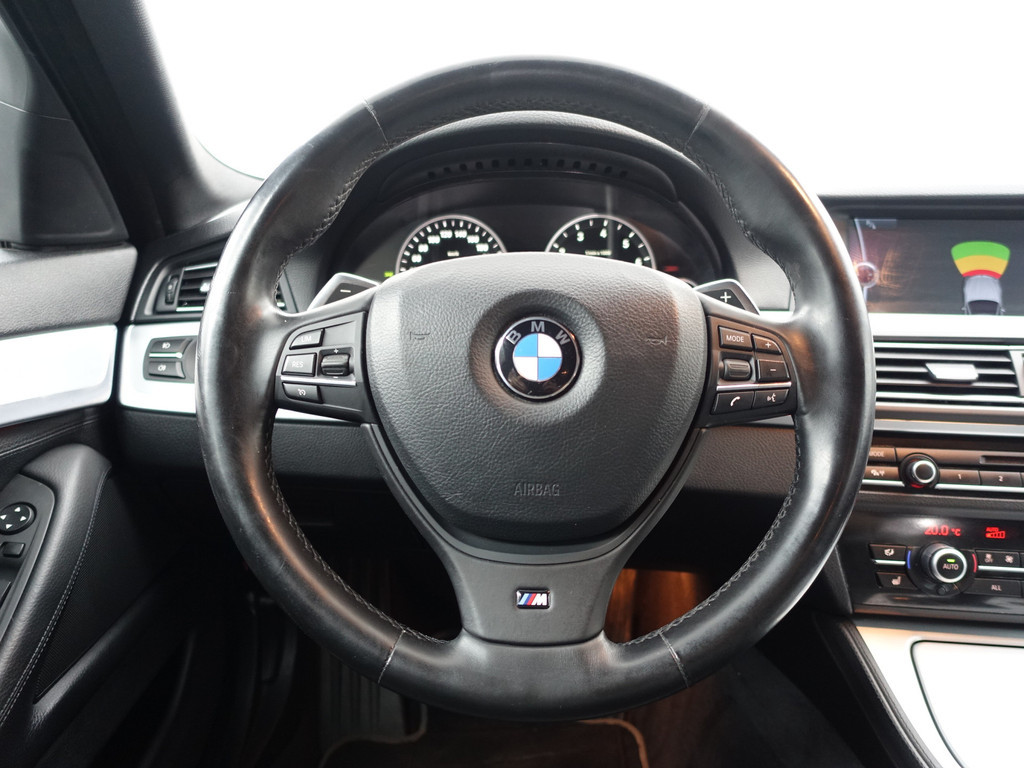 
BMW 5 Serie 520i M Sport Aut- Xenon Led, Stoelverwarming, Virtual Cockpit, Dynamic Select, Park Assist vol									