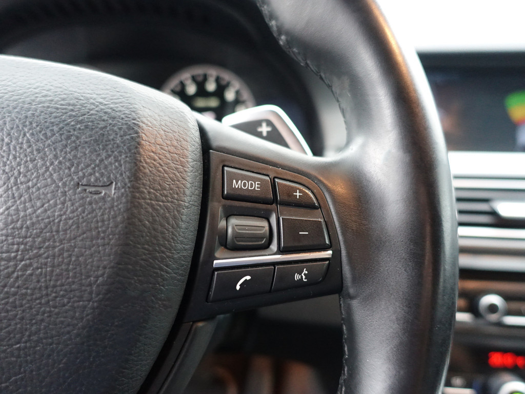 
BMW 5 Serie 520i M Sport Aut- Xenon Led, Stoelverwarming, Virtual Cockpit, Dynamic Select, Park Assist vol									