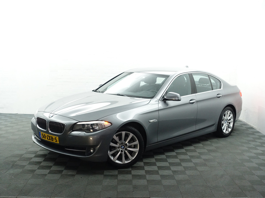 
BMW 5 Serie 520i M Sport Aut- Xenon Led, Stoelverwarming, Virtual Cockpit, Dynamic Select, Park Assist vol									