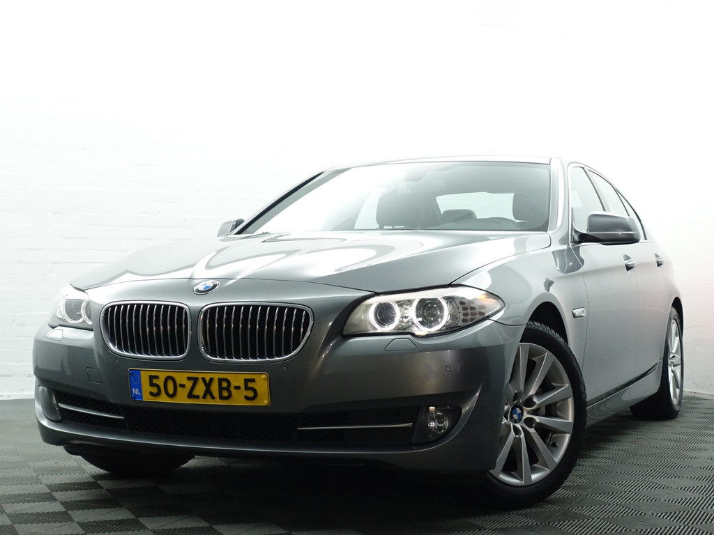 
BMW 5 Serie 520i M Sport Aut- Xenon Led, Stoelverwarming, Virtual Cockpit, Dynamic Select, Park Assist vol									
