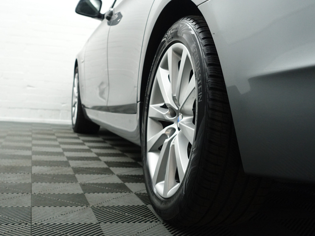 
BMW 5 Serie 520i M Sport Aut- Xenon Led, Stoelverwarming, Virtual Cockpit, Dynamic Select, Park Assist vol									