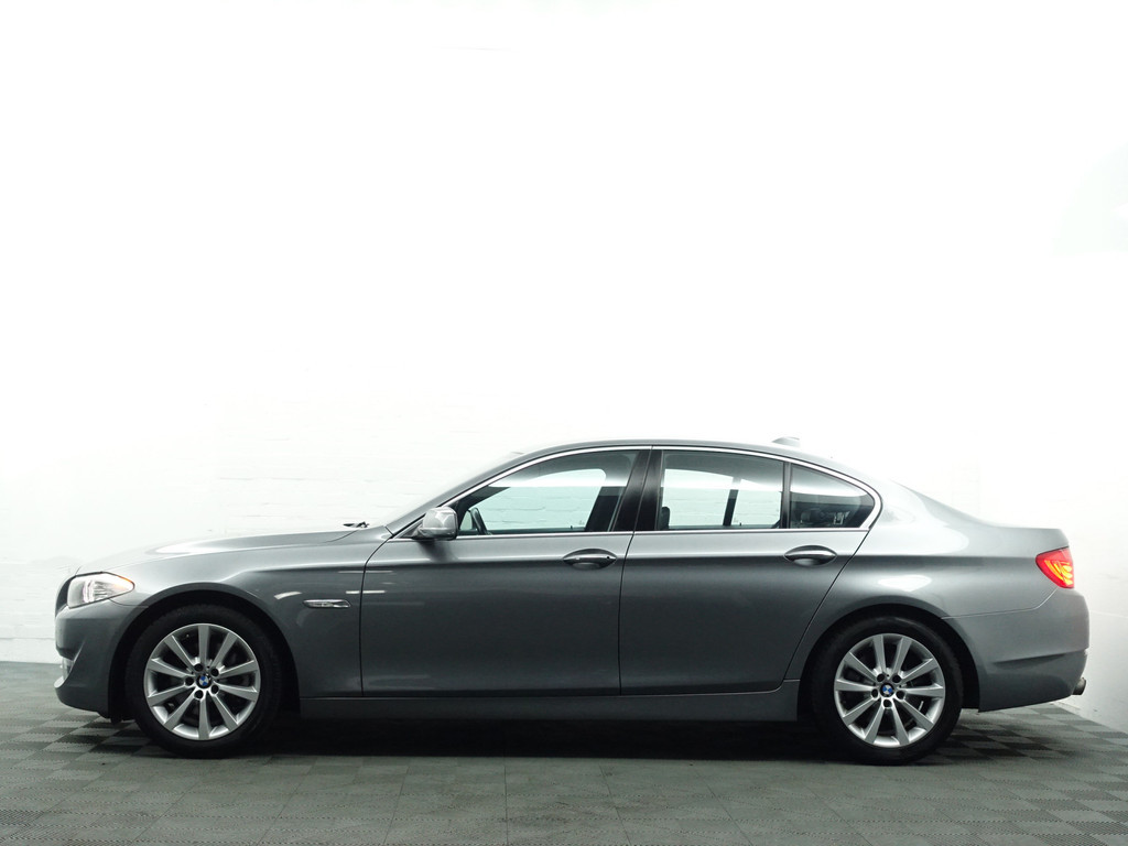 
BMW 5 Serie 520i M Sport Aut- Xenon Led, Stoelverwarming, Virtual Cockpit, Dynamic Select, Park Assist vol									