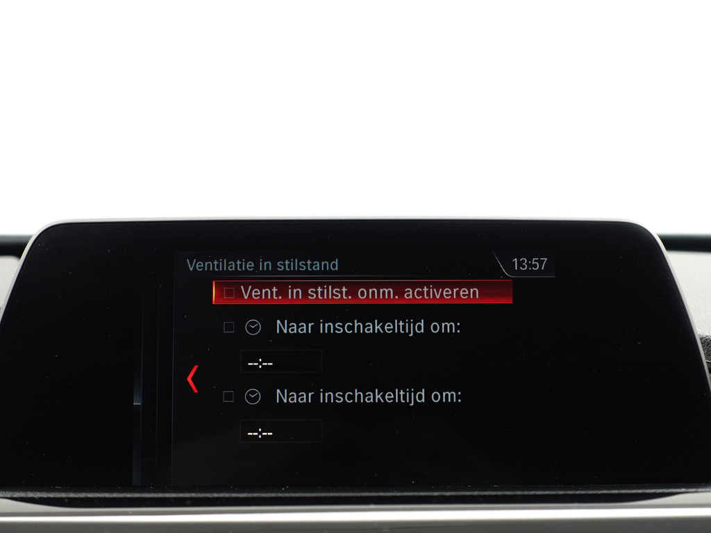 
BMW 3 Serie 318i High Executive Aut- Xenon Led, Sport Interieur, Standkachel, Sfeerverlichting, Park Assist vol									