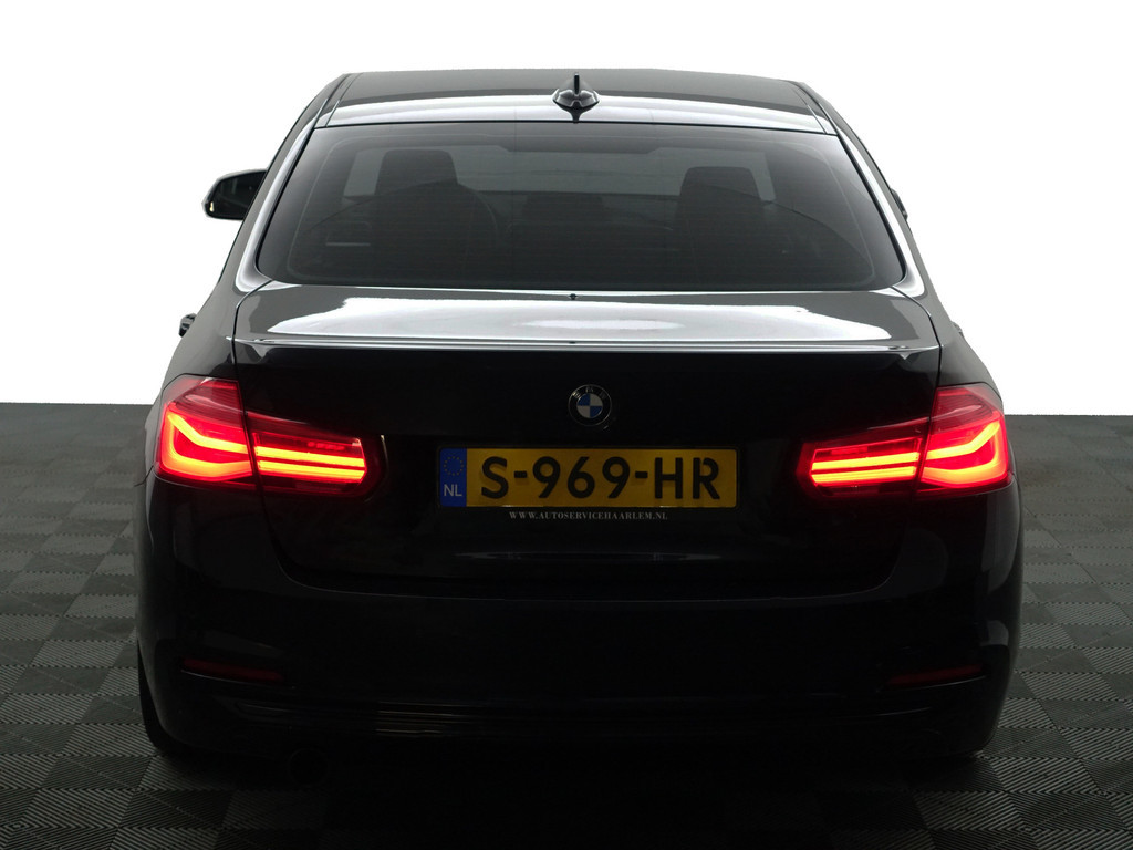 
BMW 3 Serie 318i High Executive Aut- Xenon Led, Sport Interieur, Standkachel, Sfeerverlichting, Park Assist vol									