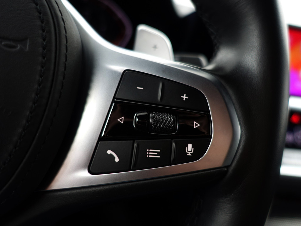 
BMW 3 Serie Touring 318i M Sport Aut- Sport Interieur, Carplay, Standkachel, Sfeerverlichting, Keyless, Ada Cruise vol									