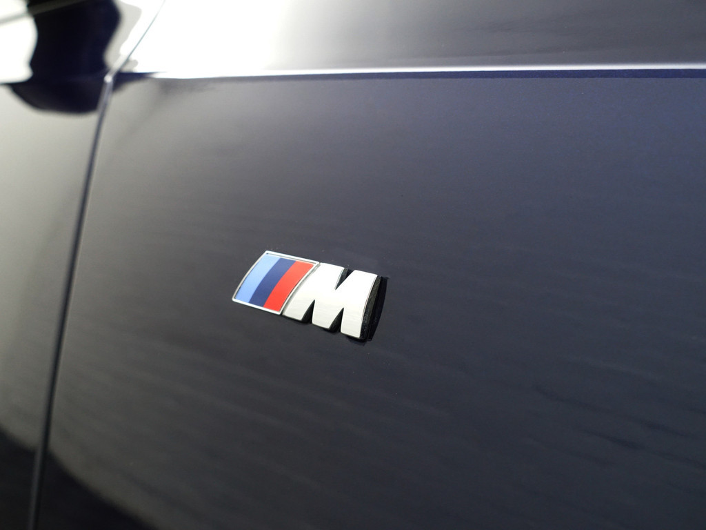 
BMW 3 Serie Touring 318i M Sport Aut- Sport Interieur, Carplay, Standkachel, Sfeerverlichting, Keyless, Ada Cruise vol									