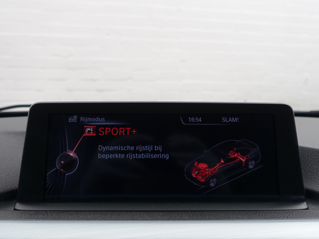 
BMW 3-serie 320d M Sport Aut- Schuifdak, Xenon Led, Sport Interieur, Stoelverwarming, Park Assist, Dynamic Select vol									