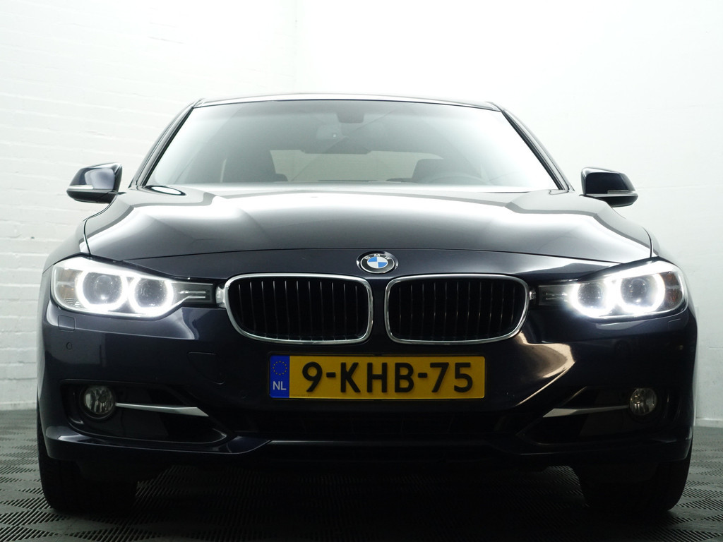 
								BMW 3-serie 320i M Sport Aut- Xenon Led, Park Assist, Sfeerverlichting, Stoelverwarming, Sport Interieur vol									