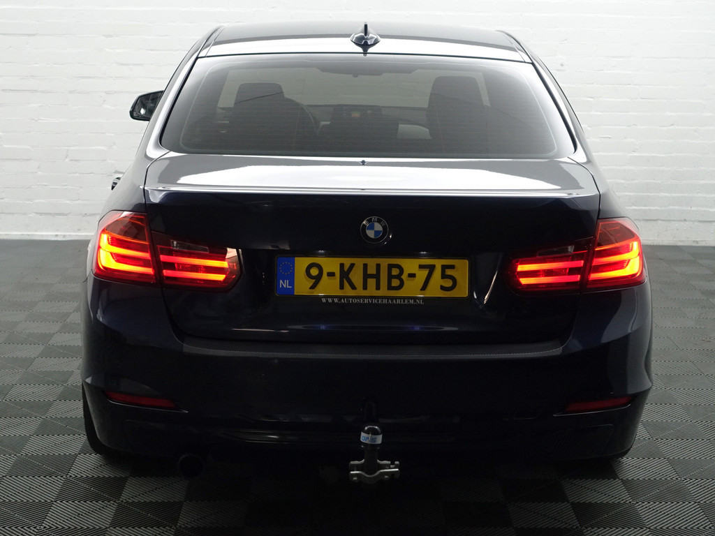 
								BMW 3-serie 320i M Sport Aut- Xenon Led, Park Assist, Sfeerverlichting, Stoelverwarming, Sport Interieur vol									