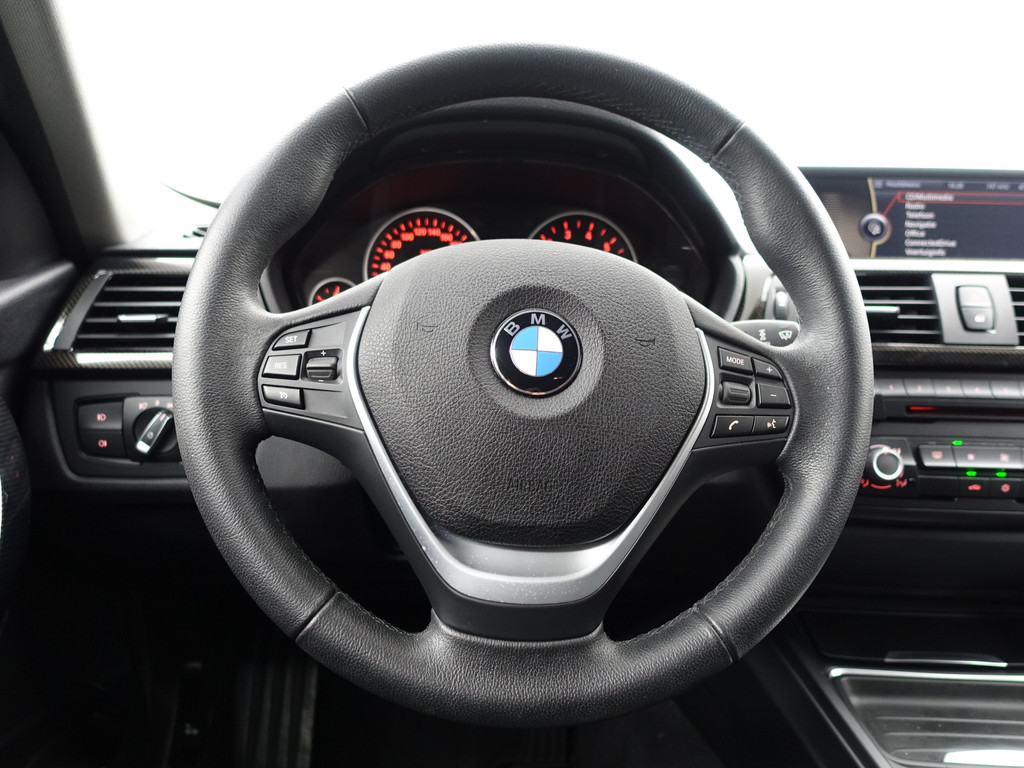 
BMW 3-serie 328i High Executive Aut- NAP 77dkm, Xenon Led, Park Assist, Dynamic Select, Carbon Pakket vol									