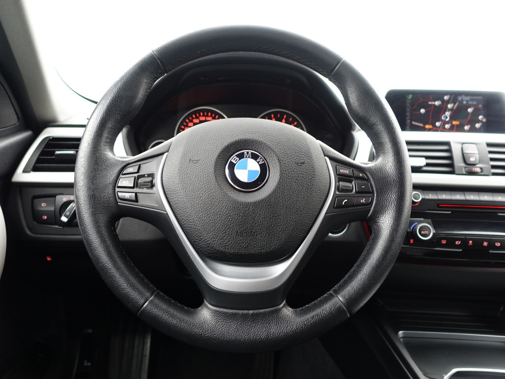 
								BMW 3-serie 330e High Executive Aut- Sport Interieur, Xenon Led, Sfeerverlichting, Dynamic Select, Standkachel vol									