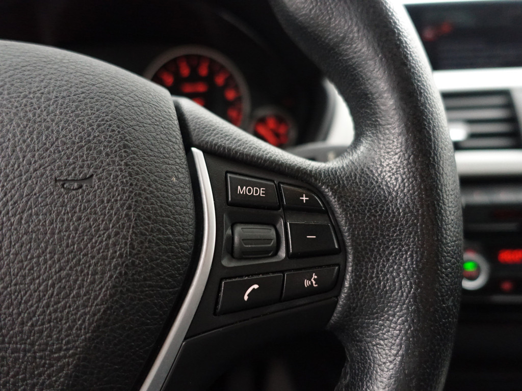 
								BMW 3-serie 330e High Executive Aut- Sport Interieur, Xenon Led, Sfeerverlichting, Dynamic Select, Standkachel vol									