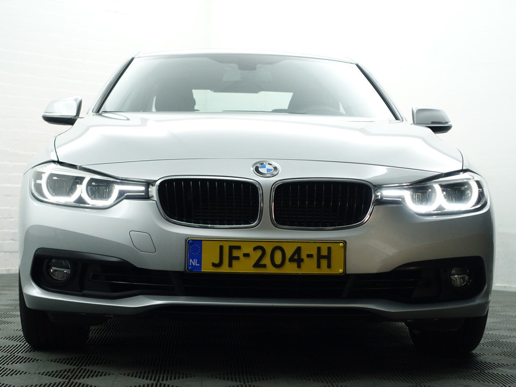 
								BMW 3-serie 330e High Executive Aut- Sport Interieur, Xenon Led, Sfeerverlichting, Dynamic Select, Standkachel vol									