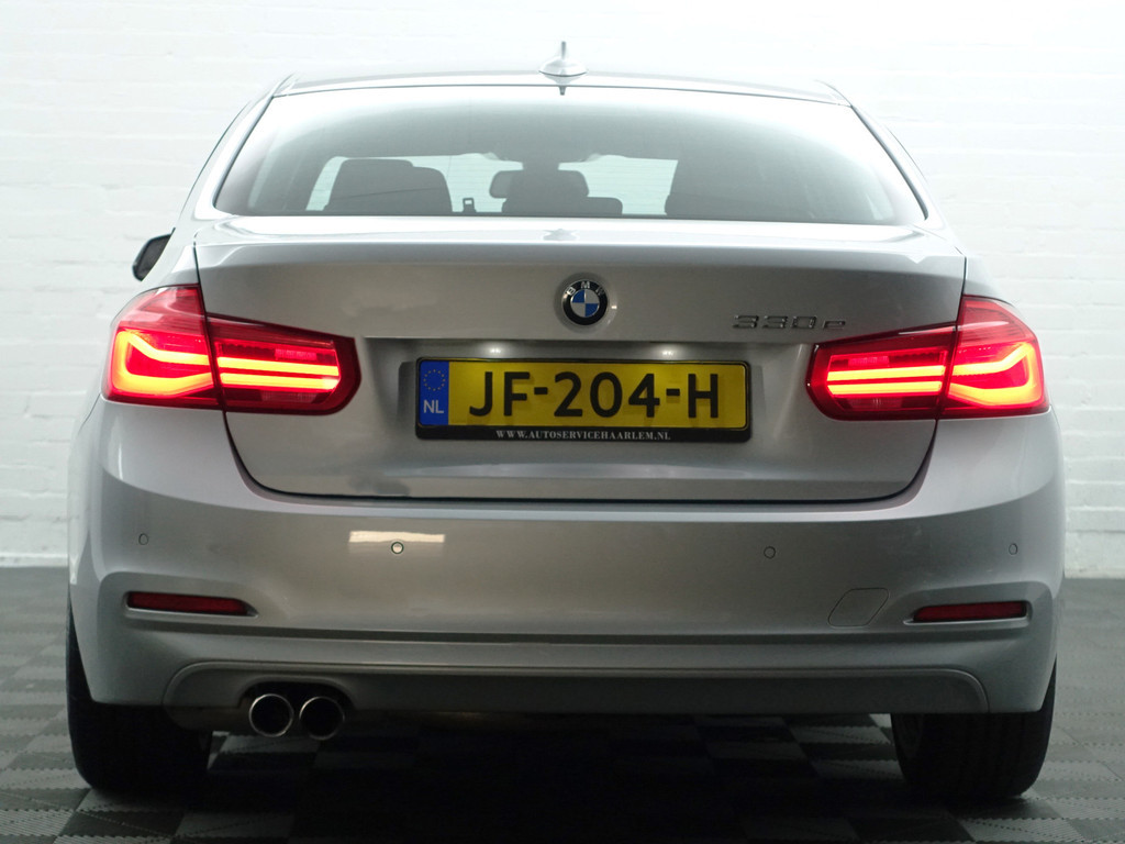 
								BMW 3-serie 330e High Executive Aut- Sport Interieur, Xenon Led, Sfeerverlichting, Dynamic Select, Standkachel vol									
