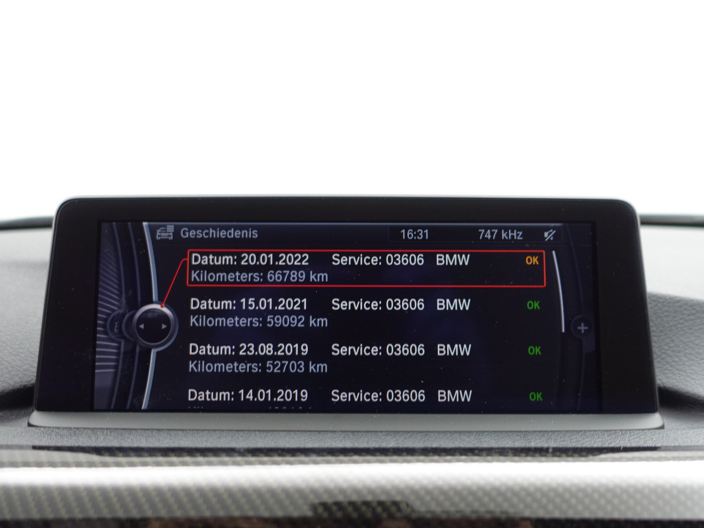 
BMW 3-serie 328i High Executive Aut- NAP 77dkm, Xenon Led, Park Assist, Dynamic Select, Carbon Pakket vol									