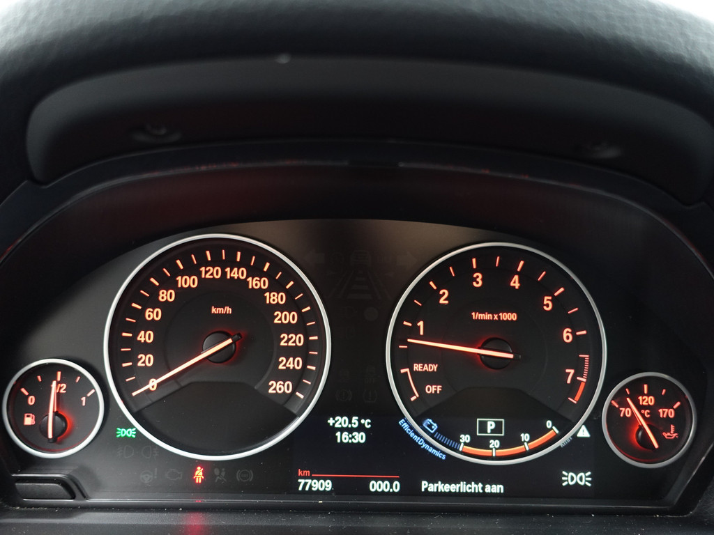 
BMW 3-serie 328i High Executive Aut- NAP 77dkm, Xenon Led, Park Assist, Dynamic Select, Carbon Pakket vol									