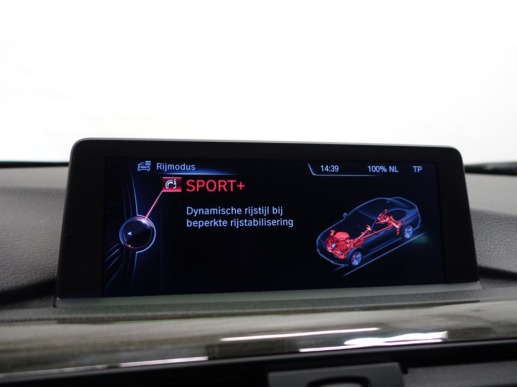 
BMW 3-serie 320i M Performance Aut- 57DKM, Xenon Led, Head-Up, Sfeerverlichting, Lane Assist, Park Assist vol									