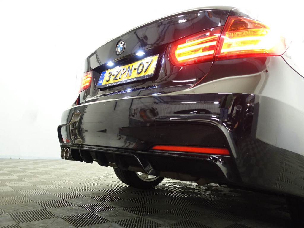 
BMW 3-serie 320i M Performance Aut- 57DKM, Xenon Led, Head-Up, Sfeerverlichting, Lane Assist, Park Assist vol									