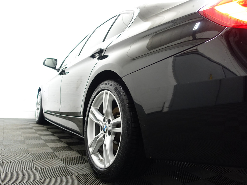 
BMW 3-serie 320i M Performance Aut- 57DKM, Xenon Led, Head-Up, Sfeerverlichting, Lane Assist, Park Assist vol									